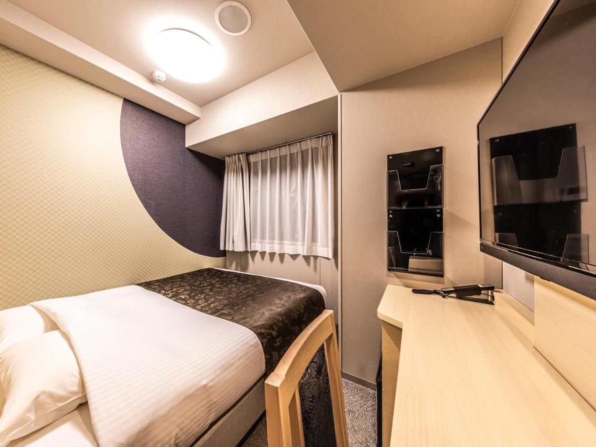 Apa Hotel Shin Osaka Eki Tower Exterior photo