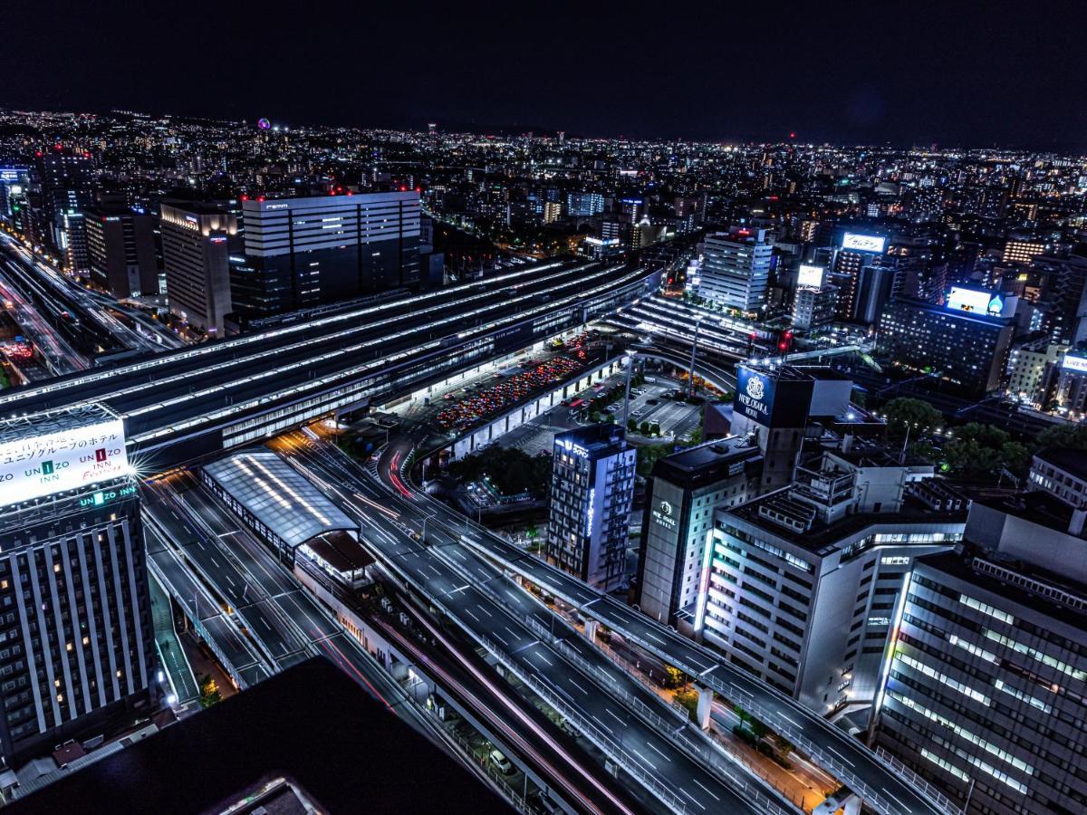 Apa Hotel Shin Osaka Eki Tower Exterior photo